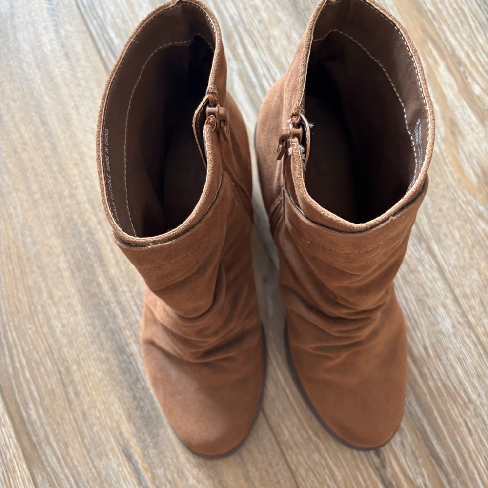 Universal Thread Brown Ankle Booties With Side Zi… - image 2